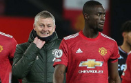 XONG! Solskjaer báo tin vui về 'đá tảng' hàng thủ trước trận Arsenal