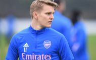 Chỉ với 1 bức ảnh, Odegaard chứng tỏ không hề kém cạnh Grealish