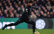 Liverpool để thua, Alisson mắc lỗi: Khi triển khai bóng từ sân nhà đang trở thành 'thảm hoạ'