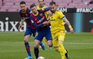 Bị CĐV công kích dữ dội, 'tội đồ' Barcelona lộ hình ảnh nhói lòng