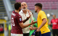 HLV Milan gửi 'chiến thư' đến Man Utd