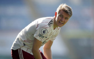 'Giỏi hơn Ozil, Arsenal còn không mau ký HĐ với Odegaard'