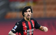 Chi 25 triệu euro, Milan có ngay bản hợp đồng đầu tiên