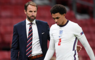 Ian Wright nói thẳng về việc Southgate loại Alexander-Arnold