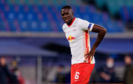 Tại sao Man Utd không chiêu mộ 'đá tảng' 1m94 như Liverpool?