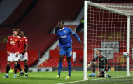 Lại sút tung lưới Man Utd, Danny Welbeck lập kỷ lục không ngờ