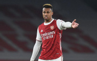 Rio Ferdinand chỉ trích 1 cái tên Arsenal sau trận thua Liverpool