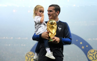 Hi hữu: 3 đứa con của Griezmann sinh khác năm nhưng cùng ngày