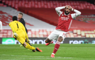 NHM Arsenal choáng váng với pha bỏ lỡ không thể tin nổi của Lacazette