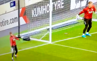 CHOÁNG! De Gea thế này, bảo sao mất vị trí vào tay Henderson