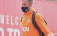CĐV Man Utd phát cáu với Ole vì Van de Beek
