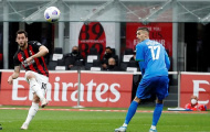 Calhanoglu có siêu phẩm, AC Milan vẫn trắng tay trước Sassuolo
