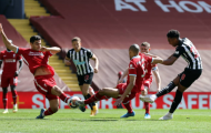 Gục ngã phút bù giờ, Liverpool lỡ mất cơ hội chen chân vào top 4