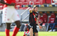 Lewandowski tái xuất trừng phạt Hack, Bayern lại thua đau