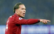 Không thi đấu, Van Dijk truyền bí kíp phòng ngự cho tân binh Liverpool