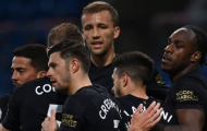 Ngược dòng trước Burnley, West Ham khiến Liverpool thêm bấn loạn
