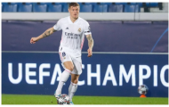 Trước thềm chiến Chelsea, Toni Kroos tiết lộ luôn tương lai Zidane mùa tới?