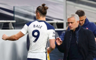 Gareth Bale tỏa sáng, người đại diện quay sang chỉ trích Mourinho