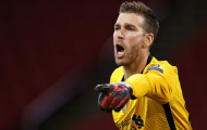 Liverpool trói chân 'kẻ thừa' trong khung gỗ
