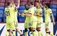 Arsenal thắng kịch tính ở trận derby London