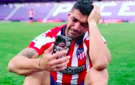 Suarez khóc nức nở khi vô địch, không quên trách móc Barca