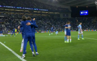 Mason Mount đã làm gì với John Stones sau khi Chelsea đánh bại Man City?