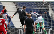 Liverpool ra quyết định về tương lai của Alisson Becker