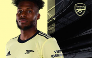 Tân binh hứa hẹn của Arsenal sút 2 chân như một
