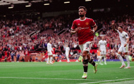 Bruno Fernandes thoát việt vị để lập hat-trick, Wright chỉ ra 1 điều