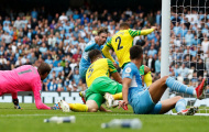 Tân binh 100 triệu nổ súng, Man City giành thắng lợi tưng bừng