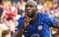 Lukaku ghi bàn, Drogba lập tức lên tiếng