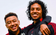 CHÍNH THỨC! Man Utd chia tay cầu thủ thứ 14 hè này