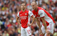 “Cách Arsenal thiết lập chiến thuật rất ngây thơ”