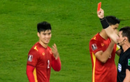 Fan quốc tế bênh vực Duy Mạnh: 'Quyết định quá nhảm nhí của trọng tài'