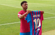 Barca muốn giữ chân người kế thừa Messi