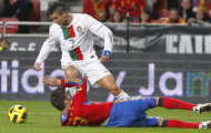 Sau Ronaldo và Neymar, thêm một ngôi sao khiến Pique bẽ bàng
