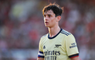 CĐV Arsenal phát cuồng, gọi ngọc thô 17 tuổi là Santi Carzola mới