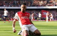 Aubameyang copy pha ăn mừng, Henry nói luôn 1 lời