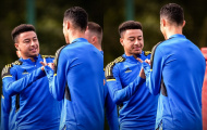 Lingard dạy Ronaldo ăn mừng, sân tập M.U đón viện binh cực chất