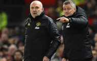 Mike Phelan ký hợp đồng mới với Man United