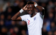 Thăng hoa cùng Roma, Abraham được triệu tập bổ sung cho ĐT Anh