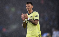 Ben White háo hức so tài với Cristiano Ronaldo