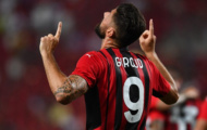 Giroud ca ngợi Ibrahimovic, nói về thần tượng Shevchenko
