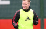 Rất nhanh chóng, Man Utd ra giá bán đứt Van de Beek