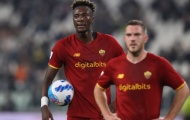 Abraham giành sút penalty với đồng đội, Mourinho nói gì?