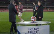 Tân binh Arsenal khiến Carragher muối mặt trên sóng truyền hình