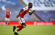 Tàn nhẫn với Pepe, Arsenal xem như dọn đường đón báu vật Serie A 