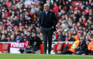 Thành tích thê thảm của Claudio Ranieri khi đối đầu Man Utd