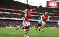 Sao trẻ rực cháy, Arsenal tiến sát Top 4 