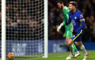 Carrick nêu quan điểm về quả penalty của Chelsea